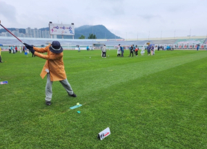 경북 그라운드골프대회 문경서 개최… 600여 명 참가 ‘열기’