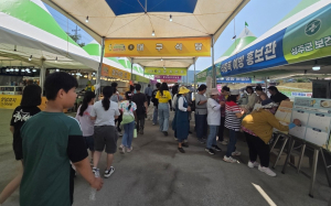 성주참외축제, 먹거리 ‘눈길’....“참외가 음식으로 진화했다”