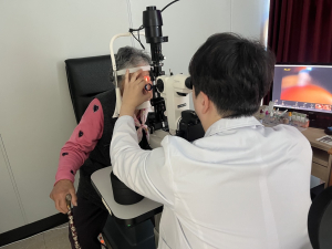 군위군보건소, 치매환자 대상 맞춤형 안과진료 연계사업 추진