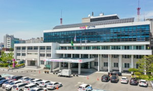 구미시, 교복구입비 20억 조기 지급…신입생 6,888명 지원