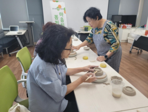 대구 남구치매안심센터, ‘기억을 빚다’ 인지강화교실 운영