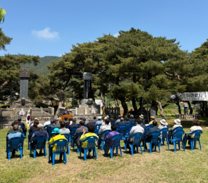 군위군, 홍천뢰 장군·홍경승 선생 추모식 거행