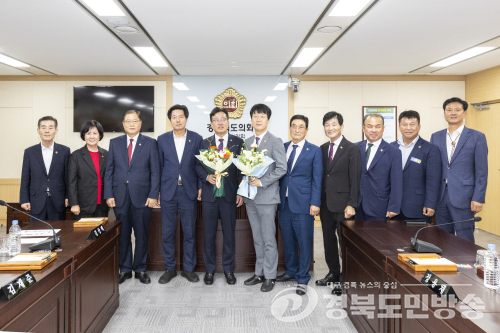 경북도의회 농수산위원장 이철식·부위원장 김상백 선출