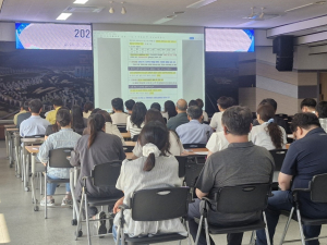 군위군, 민원 담당 공무원 직무교육…“신속·정확한 행정서비스”