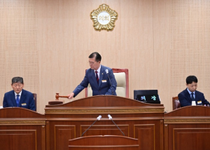 청송군의회 제290회 정례회 개회…추경 등 15건 심의