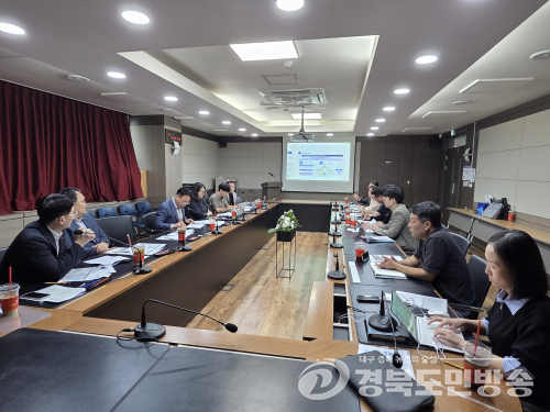 경북도, AI 돌봄로봇 시범사업 점검…12개 시설에 127대 운영