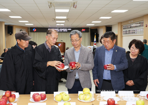 영양군, 농업인대학 사과과정 22기 수료…33명 교육 마쳐