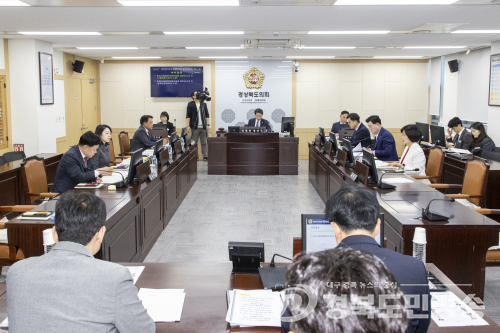 경북도의회 한류관광특위, 첫 업무보고…“미식관광·지역 연계 강화”