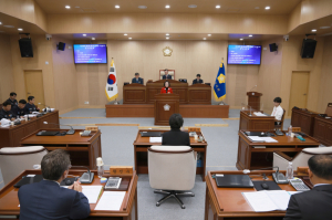 청송군의회, 제292회 임시회…행정사무감사 준비 착수
